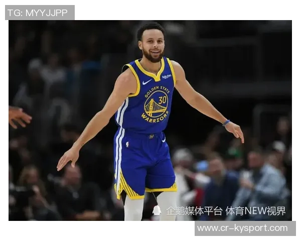 邓利维称库里状态依旧出色未来三年仍将展现顶级表现